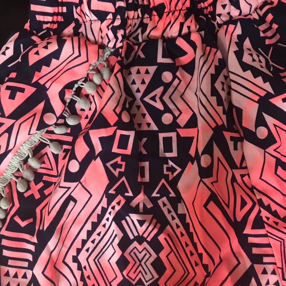 Patterned Shorts - Picture 2 of 2